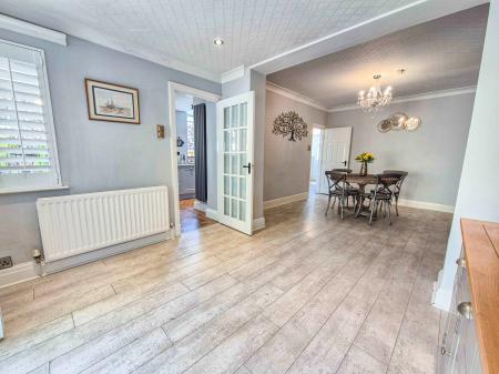 4 bedroom Semi-detached house for sale in Oldham Road, Grasscroft, Saddleworth, OL4