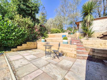 4 bedroom Semi-detached house for sale in Oldham Road, Grasscroft, Saddleworth, OL4