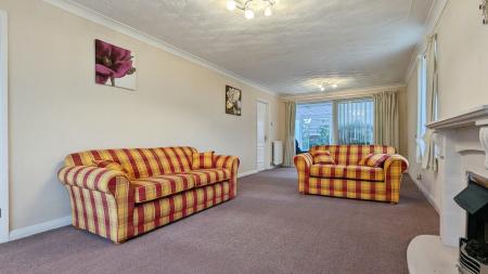 3 bedroom Detached house for sale in Rockingham Close, High Crompton, Shaw, OL2