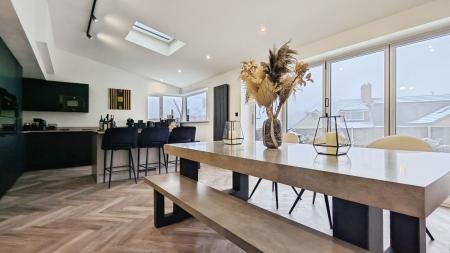 5 bedroom Detached house for sale in Spinners Way, Oldham, OL4