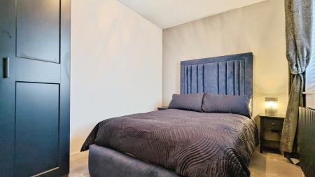 5 bedroom Detached house for sale in Spinners Way, Oldham, OL4