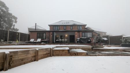 5 bedroom Detached house for sale in Spinners Way, Oldham, OL4