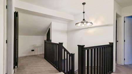 5 bedroom Detached house for sale in Spinners Way, Oldham, OL4