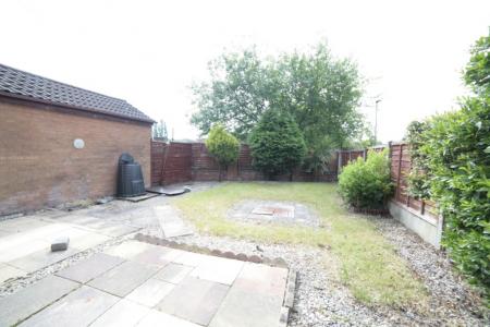 3 bedroom Semi-detached house to let in Innis Avenue, Newton Heath, Manchester, M40