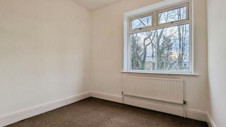 3 bedroom Terraced House to let in Middleton Road, Chadderton, OL9