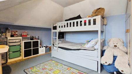 2 bedroom Semi-detached house for sale in Laurel Avenue, Oldham, OL9