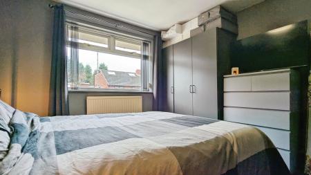 2 bedroom Semi-detached house for sale in Laurel Avenue, Oldham, OL9