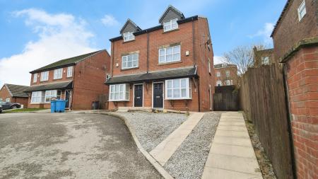 3 bedroom Semi-detached house for sale in Craven Street, Oldham, OL1