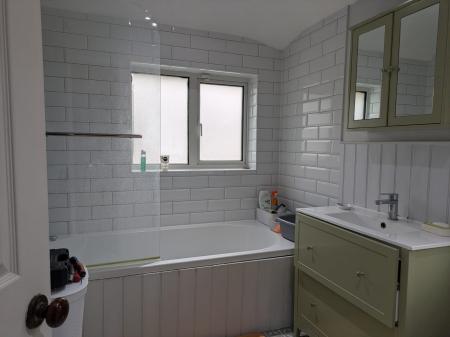 3 bedroom Semi-detached house for sale in Lye Valley, Oxford, OX3