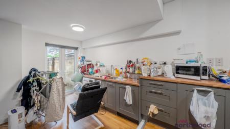 4 bedroom Terraced House for sale in Divinity Road, Cowley, Oxford, OX4