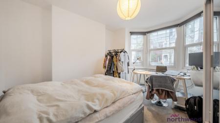 4 bedroom Terraced House for sale in Divinity Road, Cowley, Oxford, OX4