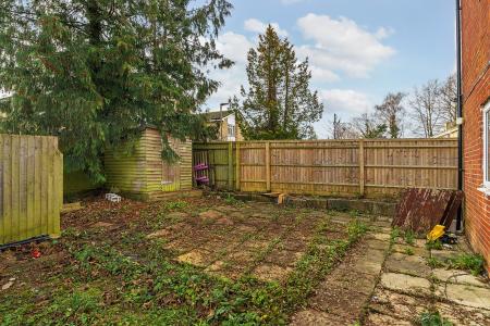 2 bedroom Flat to let in Downside End, Risinghurst, Oxford, OX3