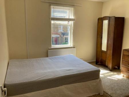 3 bedroom Detached house to let in Henley Street, Oxford, OX4