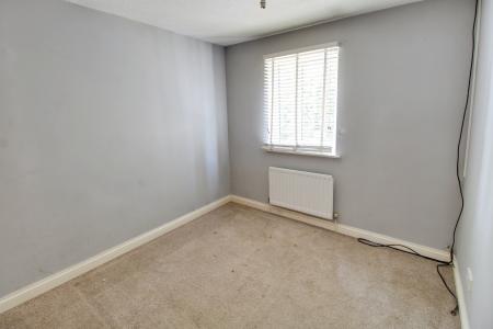 3 bedroom Semi-detached house for sale in Farriers Court, Peterborough, PE2