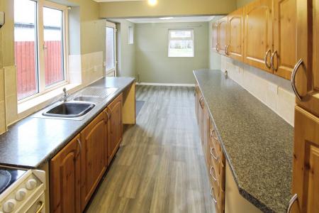 3 bedroom Semi-detached house to let in Franklyn Crescent, Peterborough, PE1