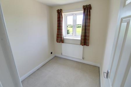 2 bedroom Semi-detached house to let in Primrose Close, Morton, Bourne, PE10