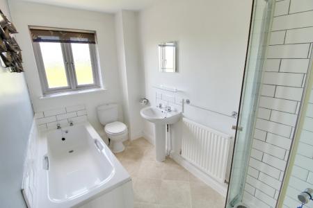 2 bedroom Semi-detached house to let in Primrose Close, Morton, Bourne, PE10