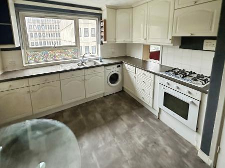 3 bedroom Flat for sale in St Marys Court, Central, Peterborough, PE1