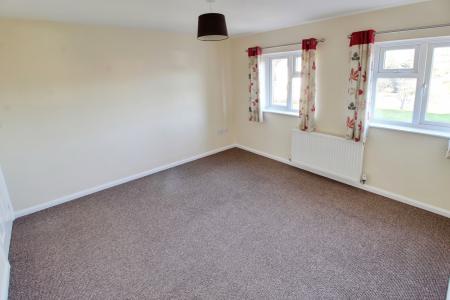 5 bedroom Detached house to let in Ledbury Road, Netherton, Peterborough, PE3
