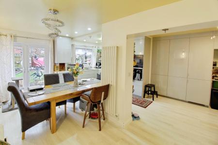 5 bedroom Semi-detached house for sale in Crown Street, New England, Peterborough, PE1