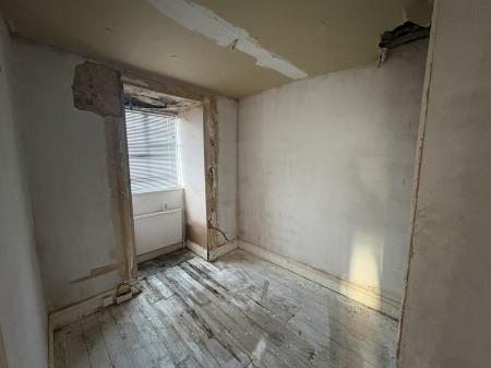 4 bedroom Semi-detached house for sale in Park Road, Peterborough, PE1