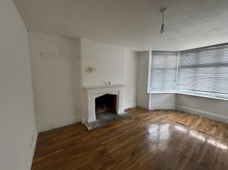 4 bedroom Semi-detached house for sale in Park Road, Peterborough, PE1