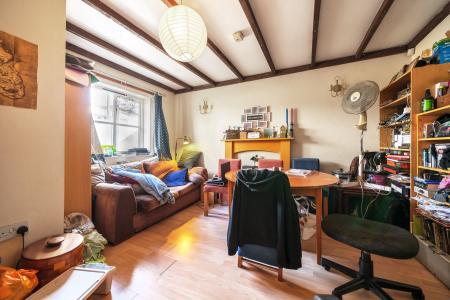 3 bedroom Detached house for sale in Wyndham Mews