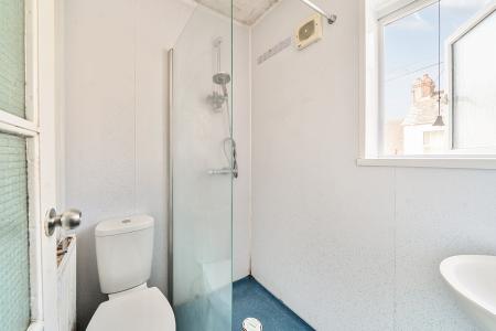 1 bedroom Flat for sale in Barton Avenue, Keyham, Plymouth, PL2