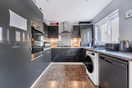 5 bedroom Semi-detached house for sale in Runway Road, Derriford, Plymouth, PL6