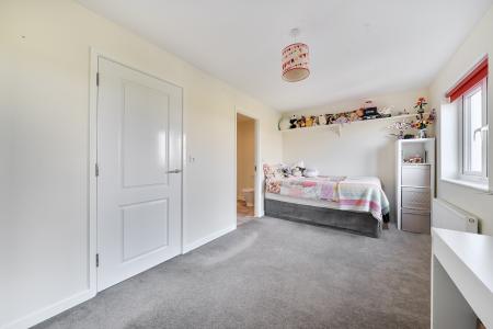 5 bedroom Semi-detached house for sale in Runway Road, Derriford, Plymouth, PL6