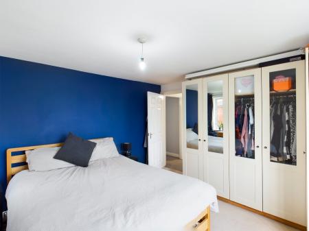 2 bedroom Flat for sale in Coronation Road, Waterlooville, PO7