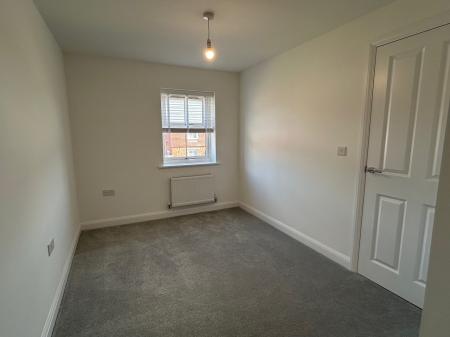 3 bedroom Semi-detached house for sale in Flint Avenue, Bedhampton, Havant, PO9