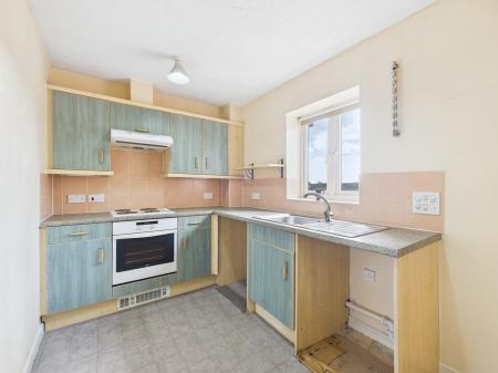 2 bedroom Flat for sale in Godwit Close, Gosport, PO12