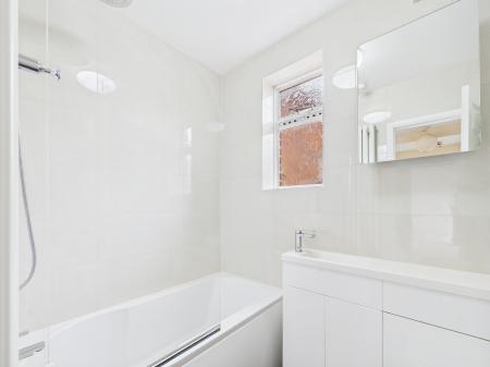 3 bedroom End of terrace house for sale in Harleston Rd, Wymering, Portsmouth, PO6