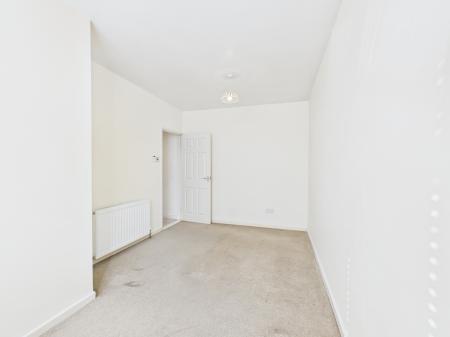 2 bedroom Flat for sale in Havant Road, Drayton, Portsmouth, PO6