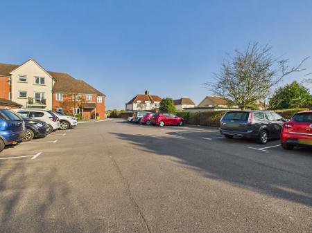 1 bedroom Retirement property for sale in Havant Road, Cosham, Portsmouth, PO6