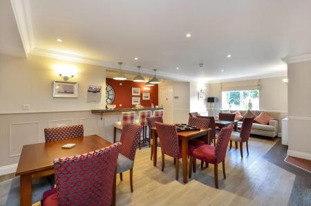 1 bedroom Flat for sale in Havant Road, Cosham, Portsmouth, PO6