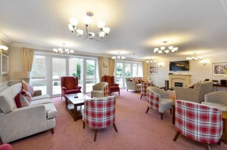 1 bedroom Flat for sale in Havant Road, Cosham, Portsmouth, PO6