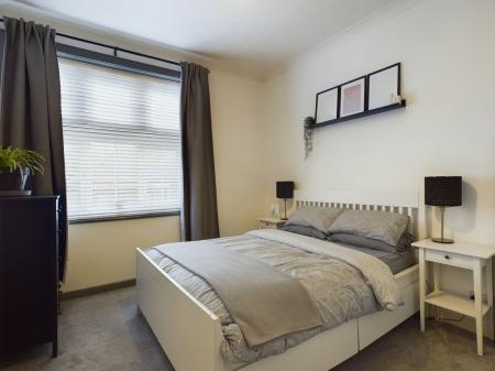 1 bedroom Flat for sale in Havant Road, Farlington, Portsmouth, PO6