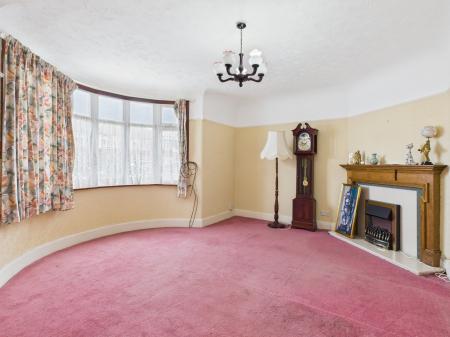 3 bedroom End of terrace house for sale in Highbury Grove, Cosham, Portsmouth, PO6