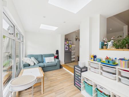 4 bedroom Terraced House for sale in Kinross Crescent, Drayton, Portsmouth, PO6