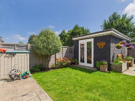 4 bedroom Terraced House for sale in Kinross Crescent, Drayton, Portsmouth, PO6