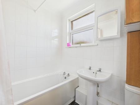 2 bedroom Terraced House for sale in Lower Derby Road, Stamshaw, Portsmouth, PO2