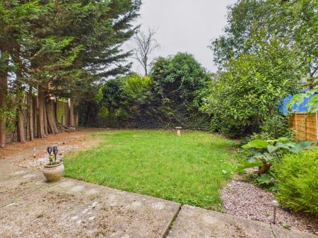 1 bedroom Flat for sale in Marsh Close, Drayton, Portsmouth, PO6