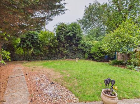 1 bedroom Flat for sale in Marsh Close, Drayton, Portsmouth, PO6