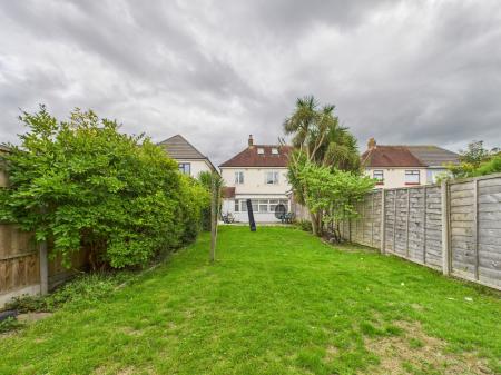 3 bedroom Semi-detached house for sale in Oak Road, Fareham, PO15