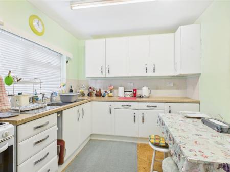 2 bedroom Semi-detached house for sale in Second Avenue, Farlington, Portsmouth, PO6