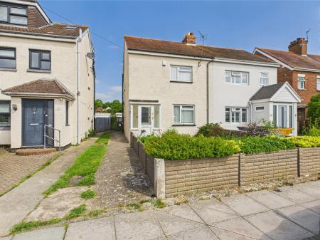 Second Avenue, Farlington, Portsmouth, PO6