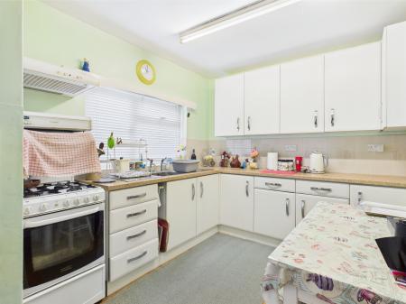 2 bedroom Semi-detached house for sale in Second Avenue, Farlington, Portsmouth, PO6