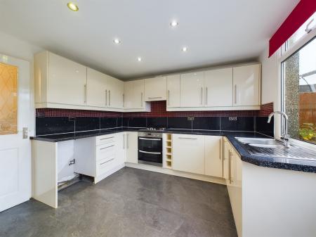 3 bedroom Terraced House for sale in Skipper Way, Lee-On-The-Solent, PO13